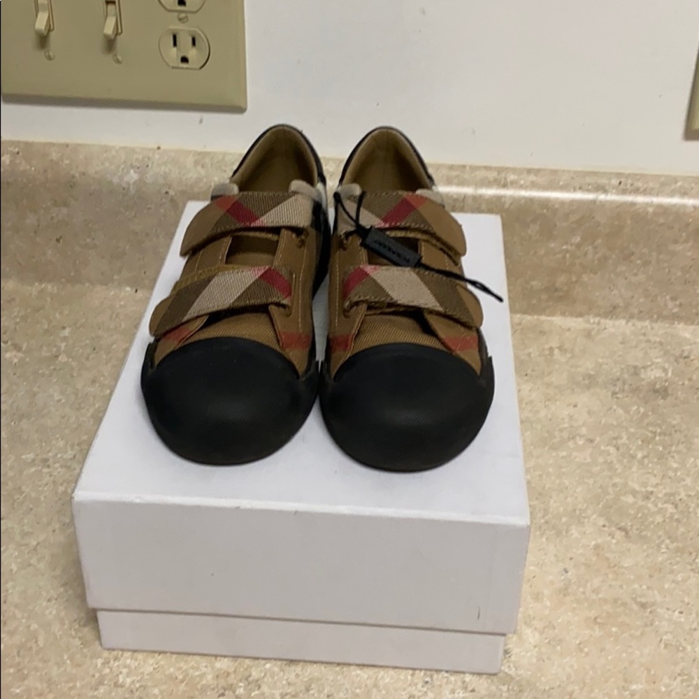 Burberry Kids Shoes